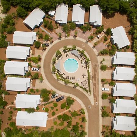 סנטה רוזה ביץ' Pelican House - Newly Remodeled, Professionally Decorated, Only About 1 Mile To Seaside! מראה חיצוני תמונה