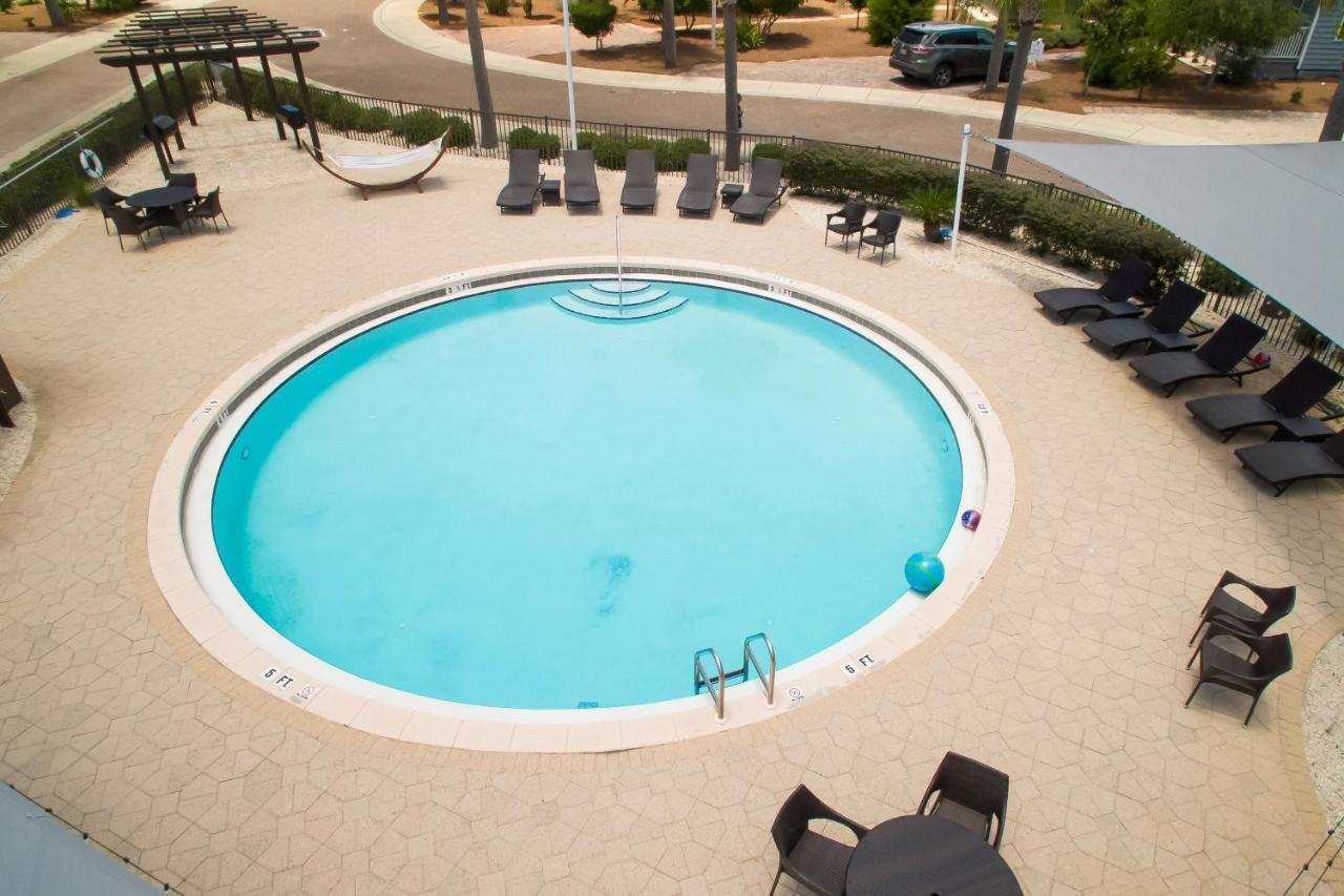 סנטה רוזה ביץ' Pelican House - Newly Remodeled, Professionally Decorated, Only About 1 Mile To Seaside! מראה חיצוני תמונה